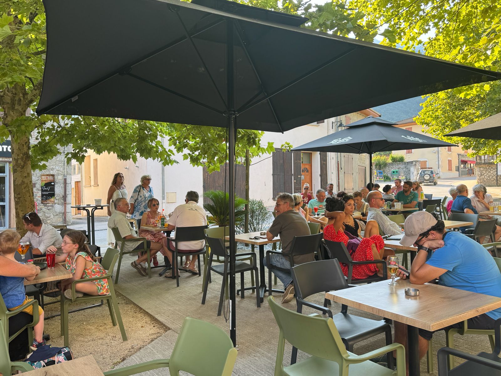 La terrasse un après-midi ensoleillé.