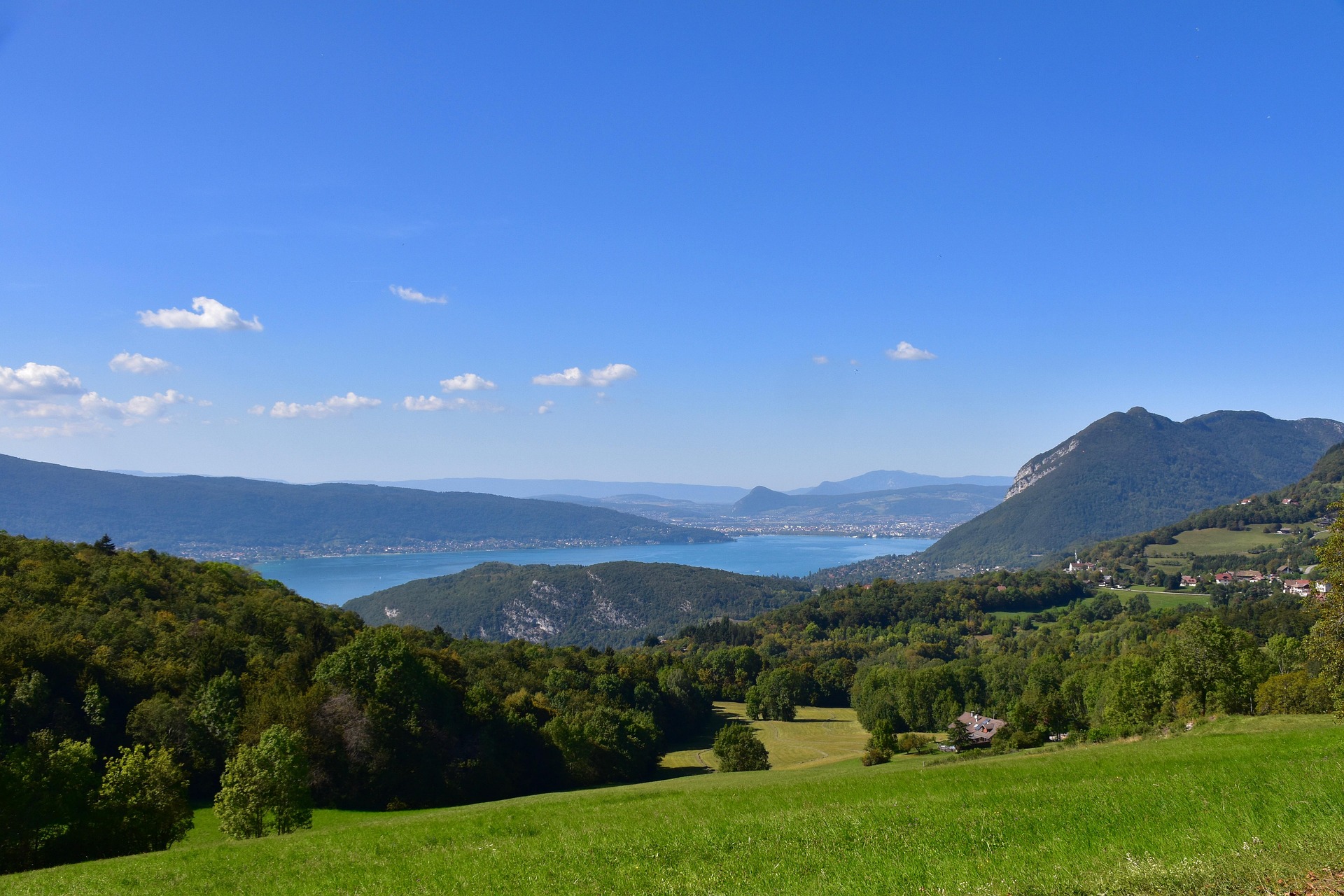 aix-les-bains.webp