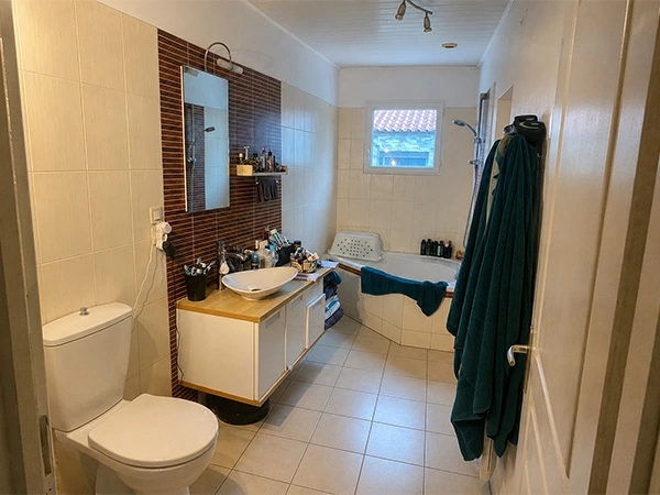 Salle de bain avant rénovation