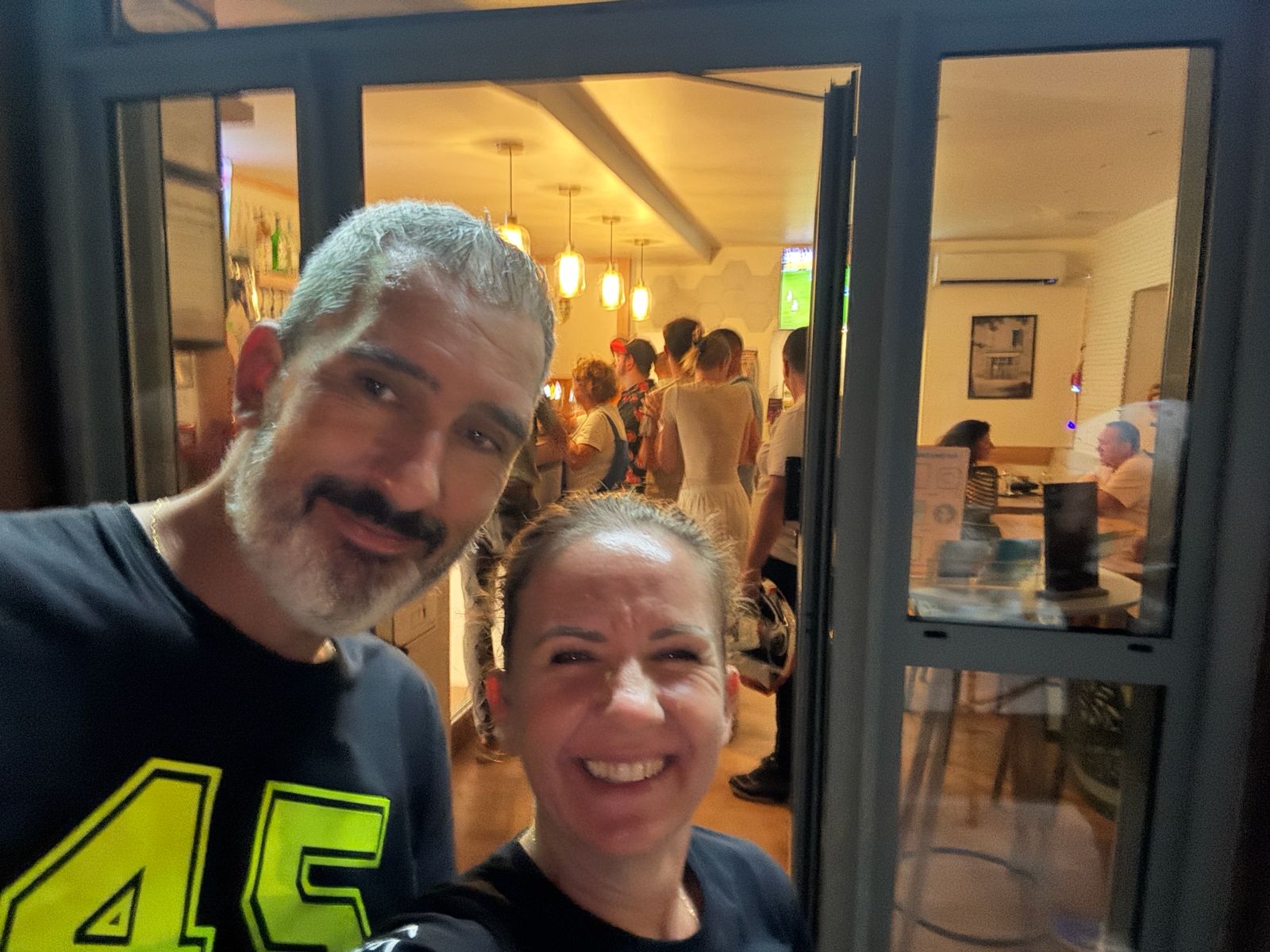 Michel et Julie, du Bar Chez Tonton.