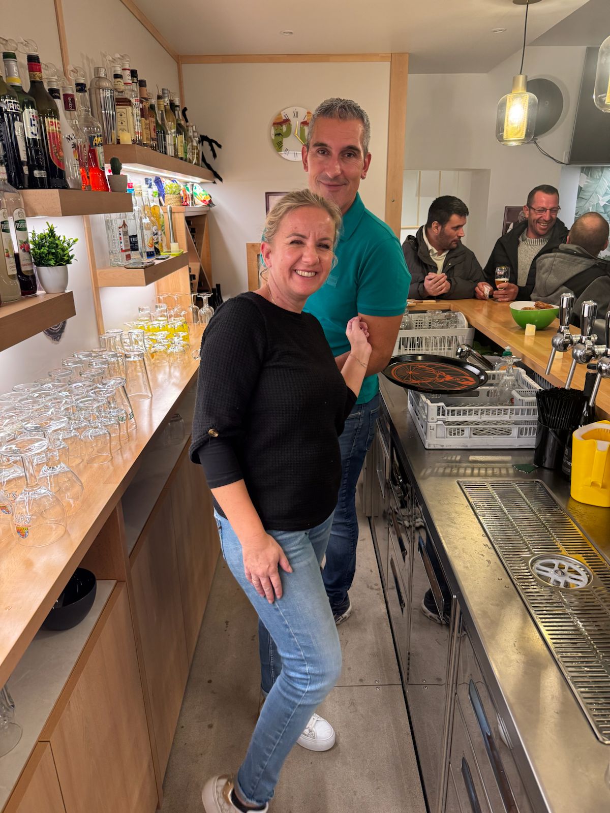 Michel et Julie au comptoir
